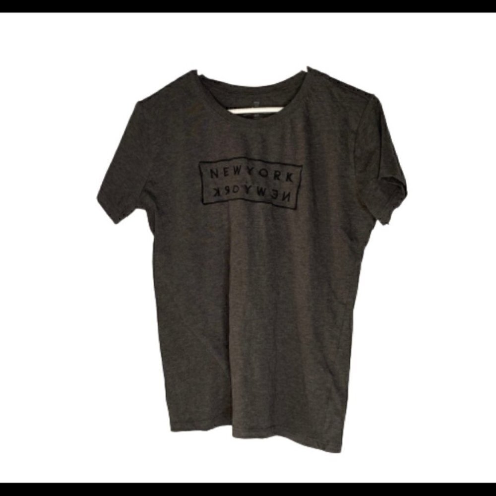 The Relaxed Tee New York New York Graphic Tshirt